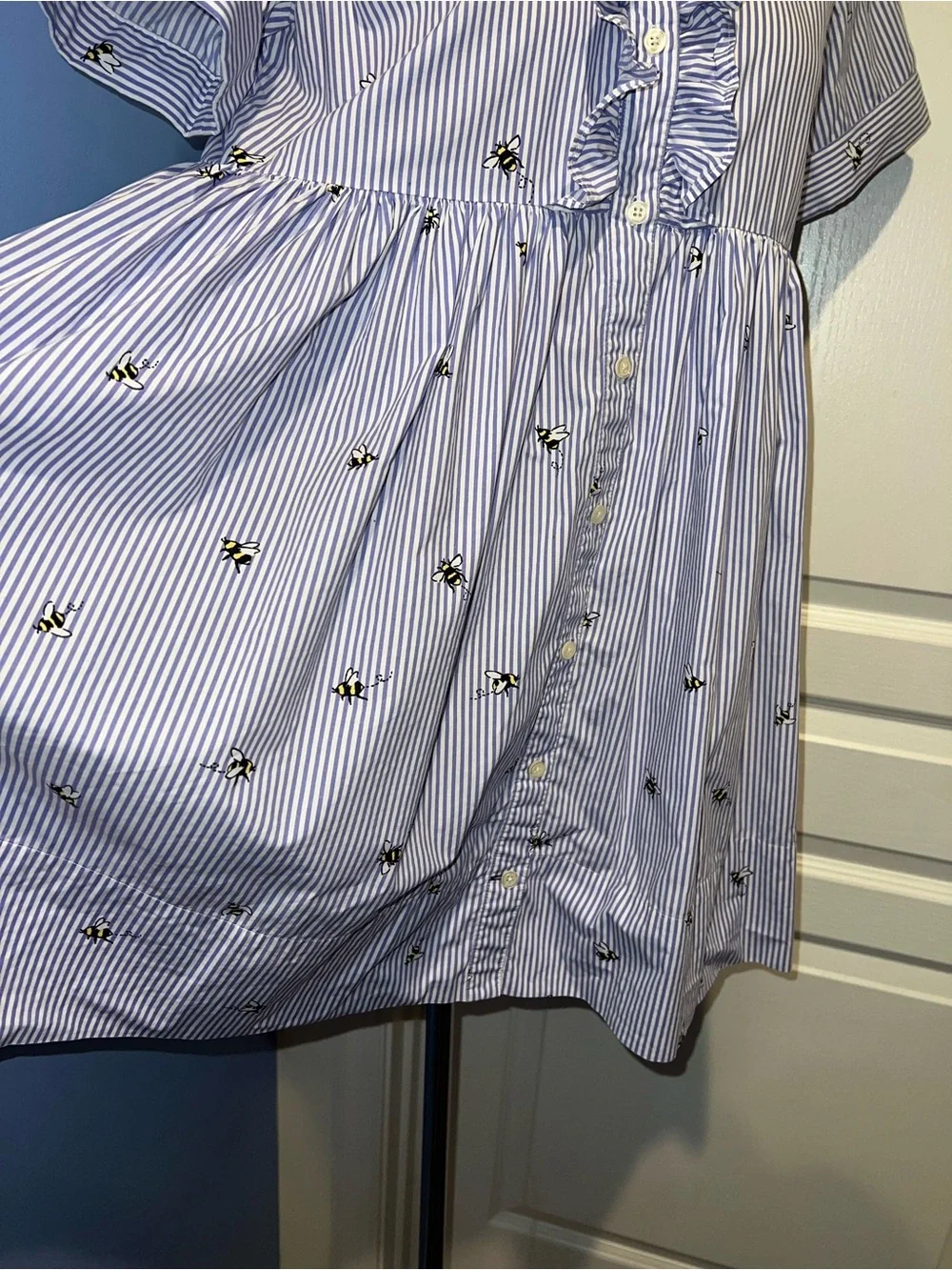 Kate Spade 100% cotton Striped Ruffle-Front Dress with pockets & Bee pattern XS